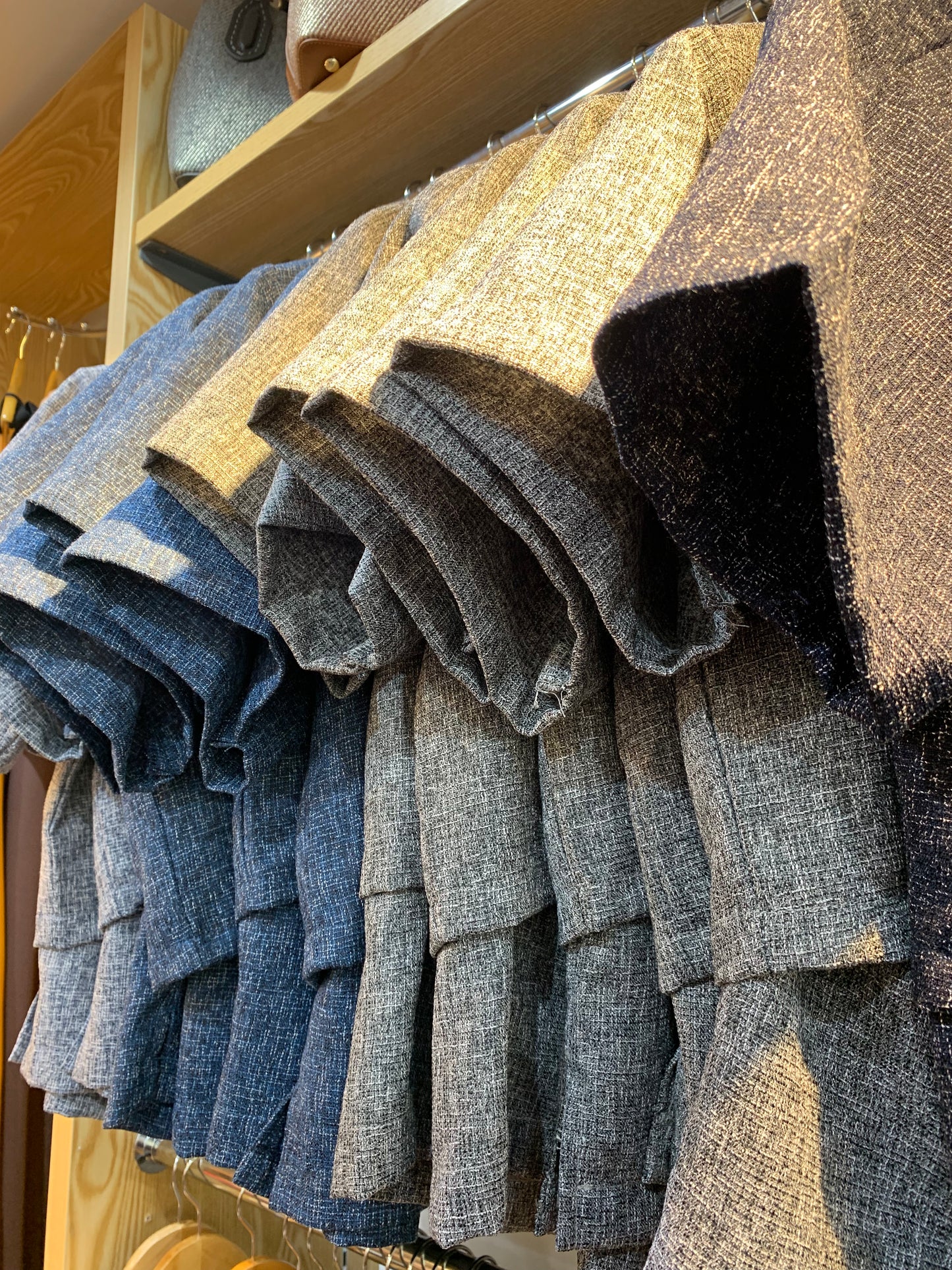 (4) Terno Soft Gray Up and Down