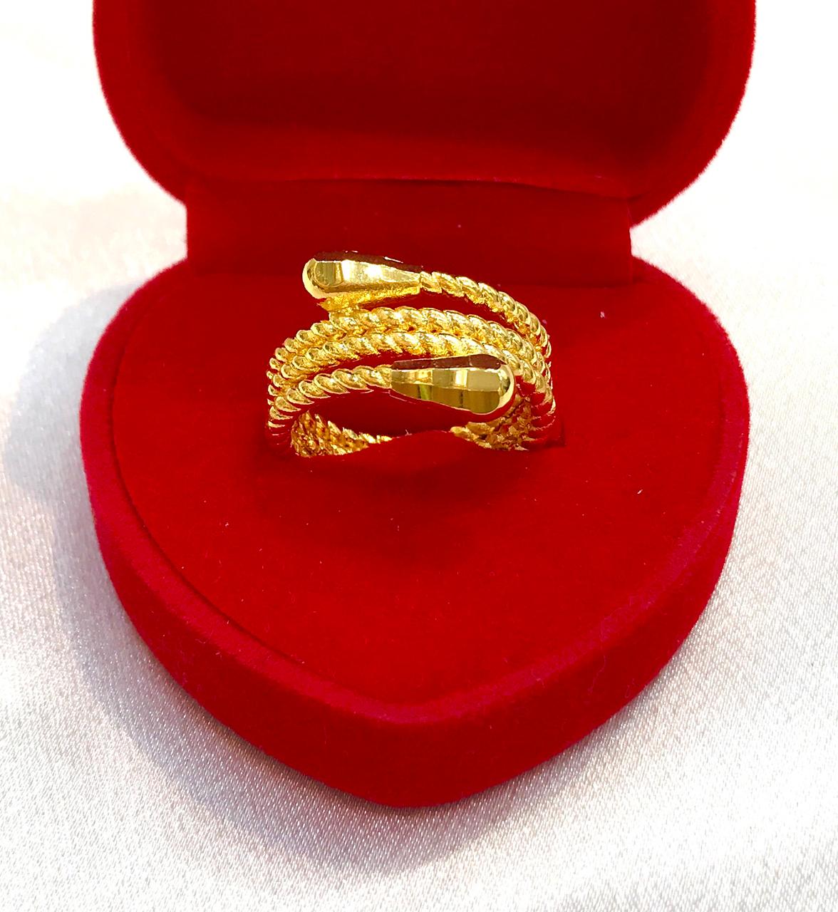 (Y2) Ring 10K Gold non-tarnish