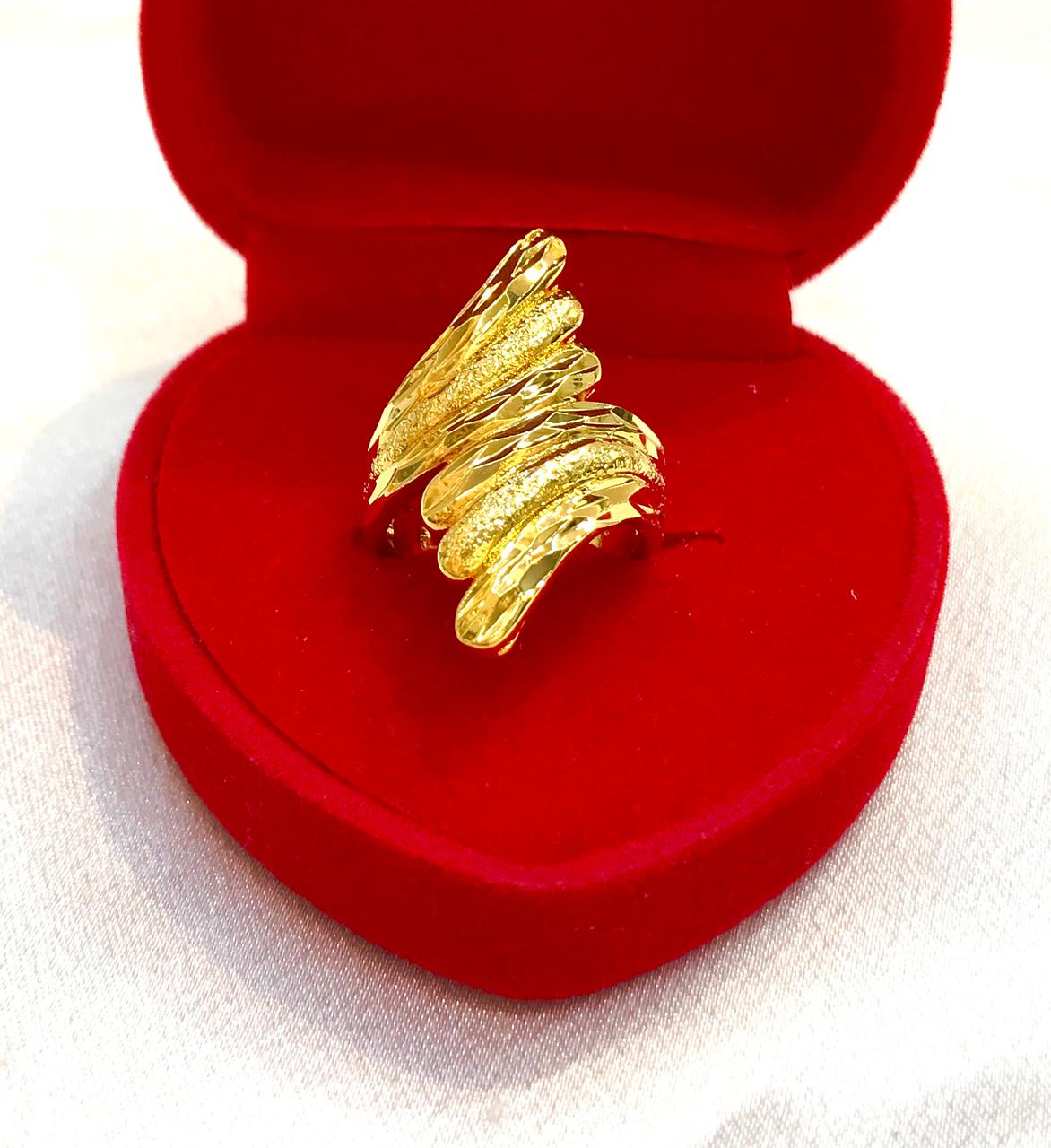 (Y2) Ring 10K Gold non-tarnish